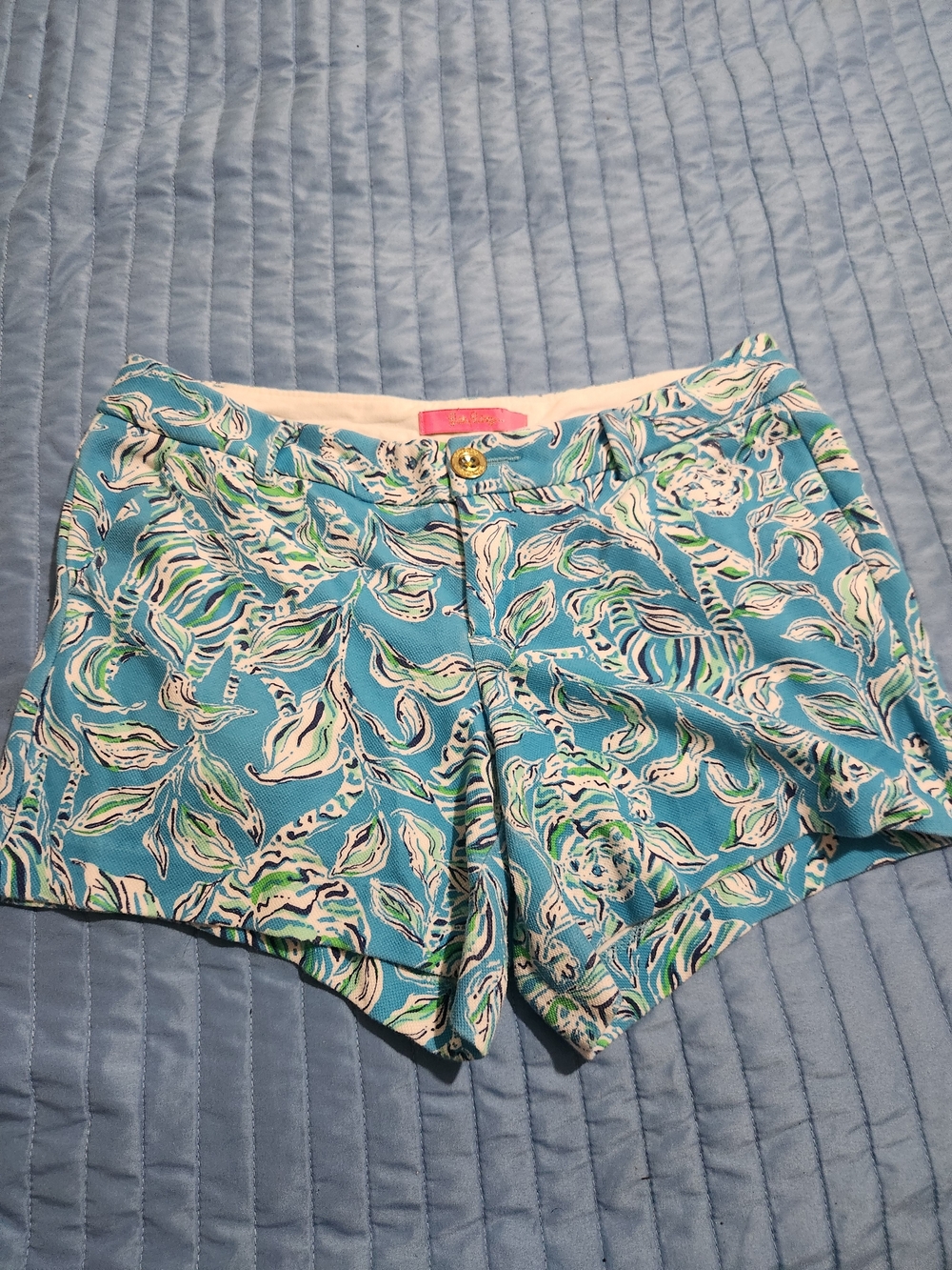 Lilly Pulitzer Blue Floral Print Women's Shorts